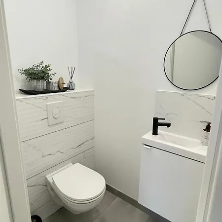 Apartman Moderne 2 Personnes Avec Parking Gratuit Acces Jardin